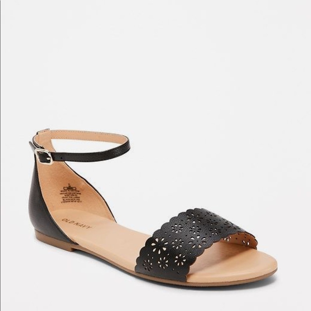 Old Navy | black sandals
